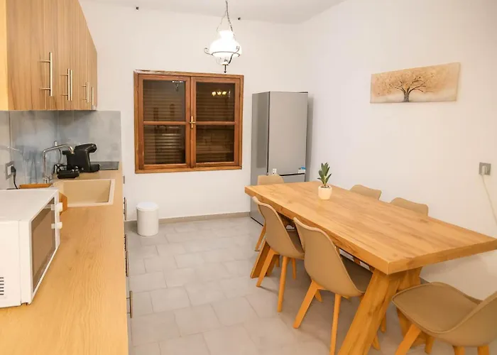 Sinani - Garden Oasis With Private Pool * קולימביה