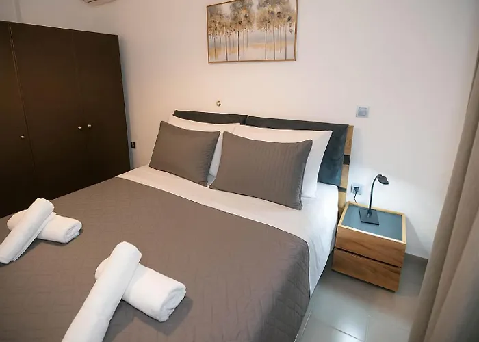 Сasa de vacaciones Sinani - Garden Oasis With Private Pool *