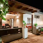 Дом отдыха Sinani - Garden Oasis With Private Pool *