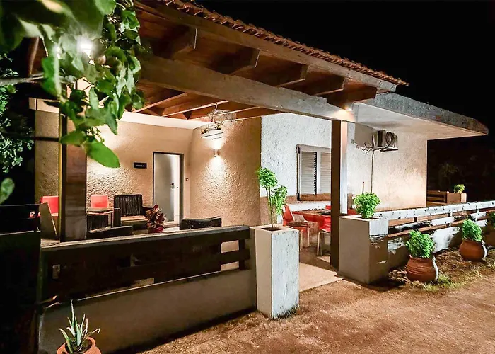 Vakantiehuis Sinani - Garden Oasis With Private Pool *